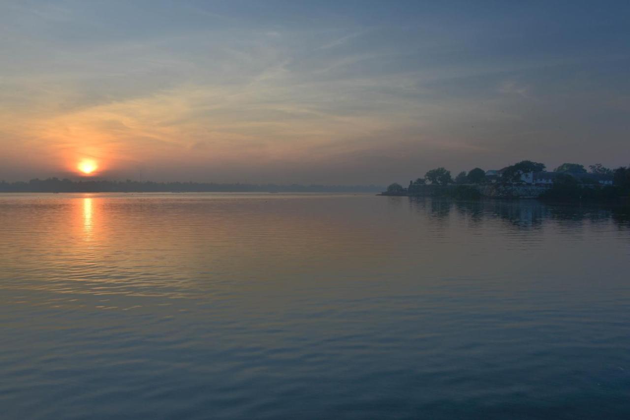 15Lmd Villa In Front Of The Lagoon Баттикалоа Экстерьер фото